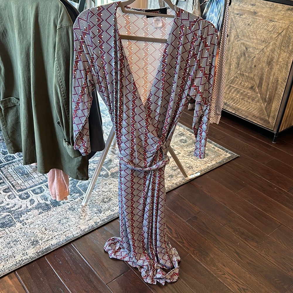 Professional and classic wrap dress!